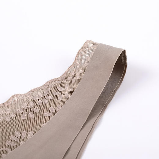 【秒杀品不退不换】皇家丽美无痕内衣收副乳无钢圈无感贴合文胸内衣（不含底裤）W0018 商品图4