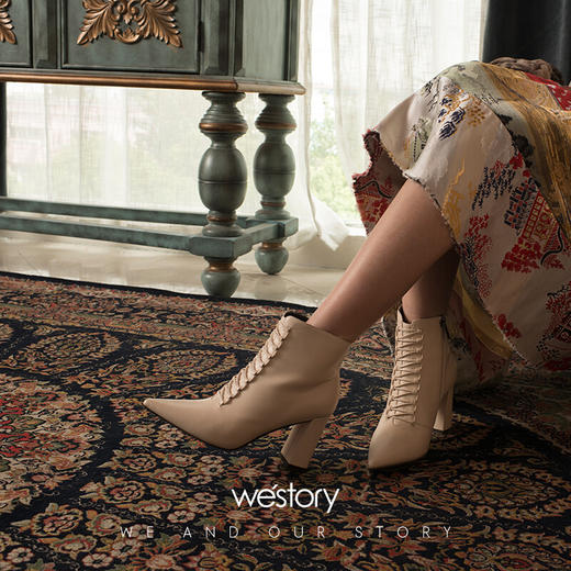 westory商场同款秋冬靴子软皮面粗跟尖头短筒靴子女W284S80561 商品图0