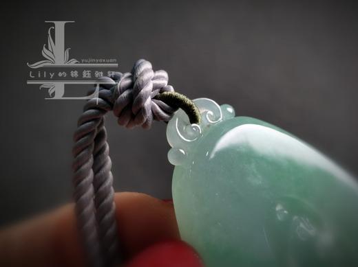 “如鱼得水”水滴型翡翠挂件 商品图7
