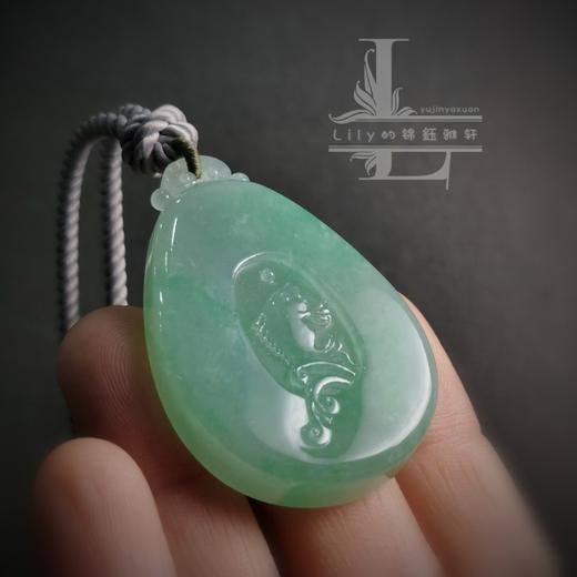 “如鱼得水”水滴型翡翠挂件 商品图4