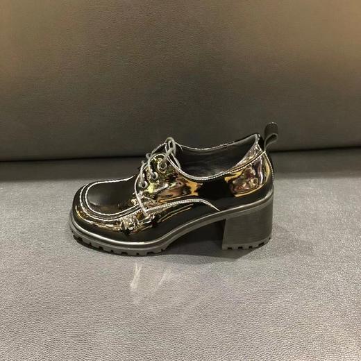 lfgj jeans BR102春季新品英伦系带头层牛漆皮深口单鞋 商品图1