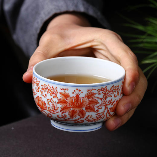 斗彩矾红花团锦簇主人杯 商品图3