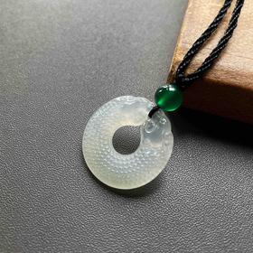 冰种翡翠双龙玉佩双龙护主