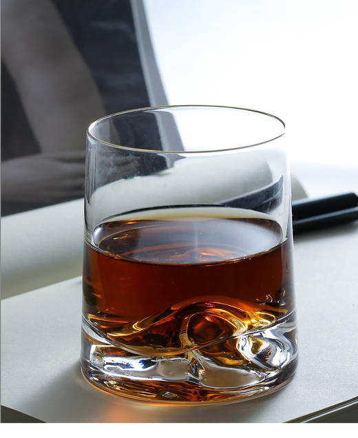 炫彩金牛威尔杯 商品图1