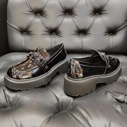 LFGJ    9215   厚底小皮鞋英伦复古时尚金属装饰单鞋。 商品图5