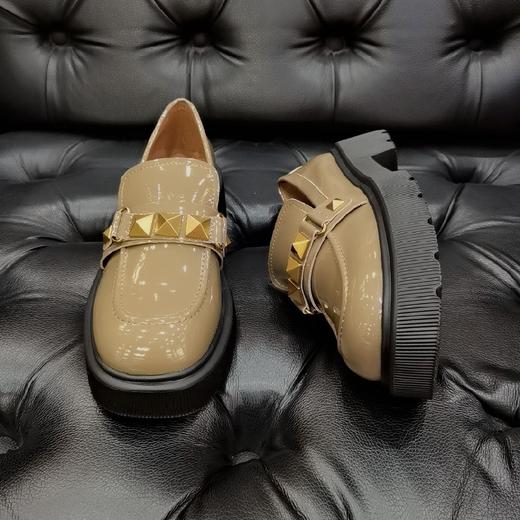 LFGJ    9215   厚底小皮鞋英伦复古时尚金属装饰单鞋。 商品图7