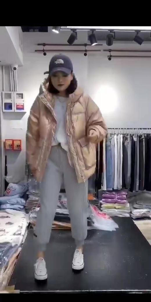 锦娇依羽绒服 商品图0