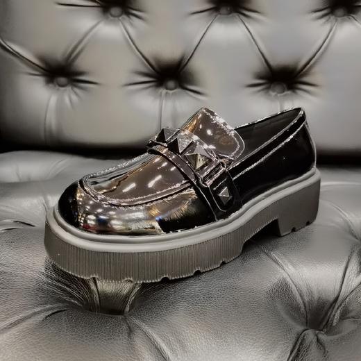 LFGJ    9215   厚底小皮鞋英伦复古时尚金属装饰单鞋。 商品图1