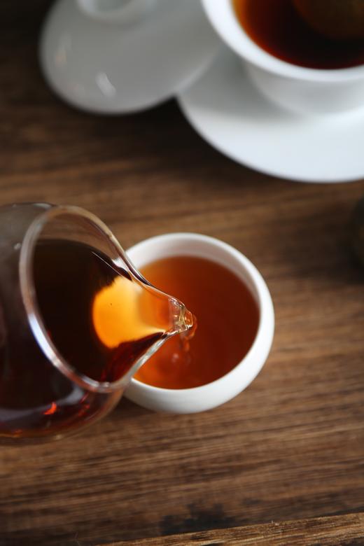 【新会生晒小青柑】暖胃解腻 选用10年金芽普洱制成 茶性温和 250克/罐 商品图2