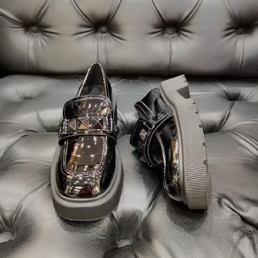 LFGJ    9215   厚底小皮鞋英伦复古时尚金属装饰单鞋。 商品图3