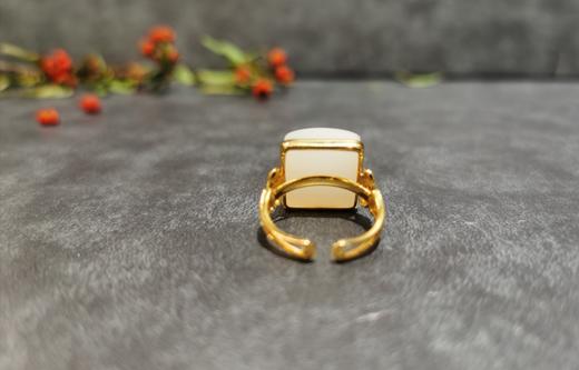 【御珠宫坊】金镶羊脂白玉戒指 商品图3