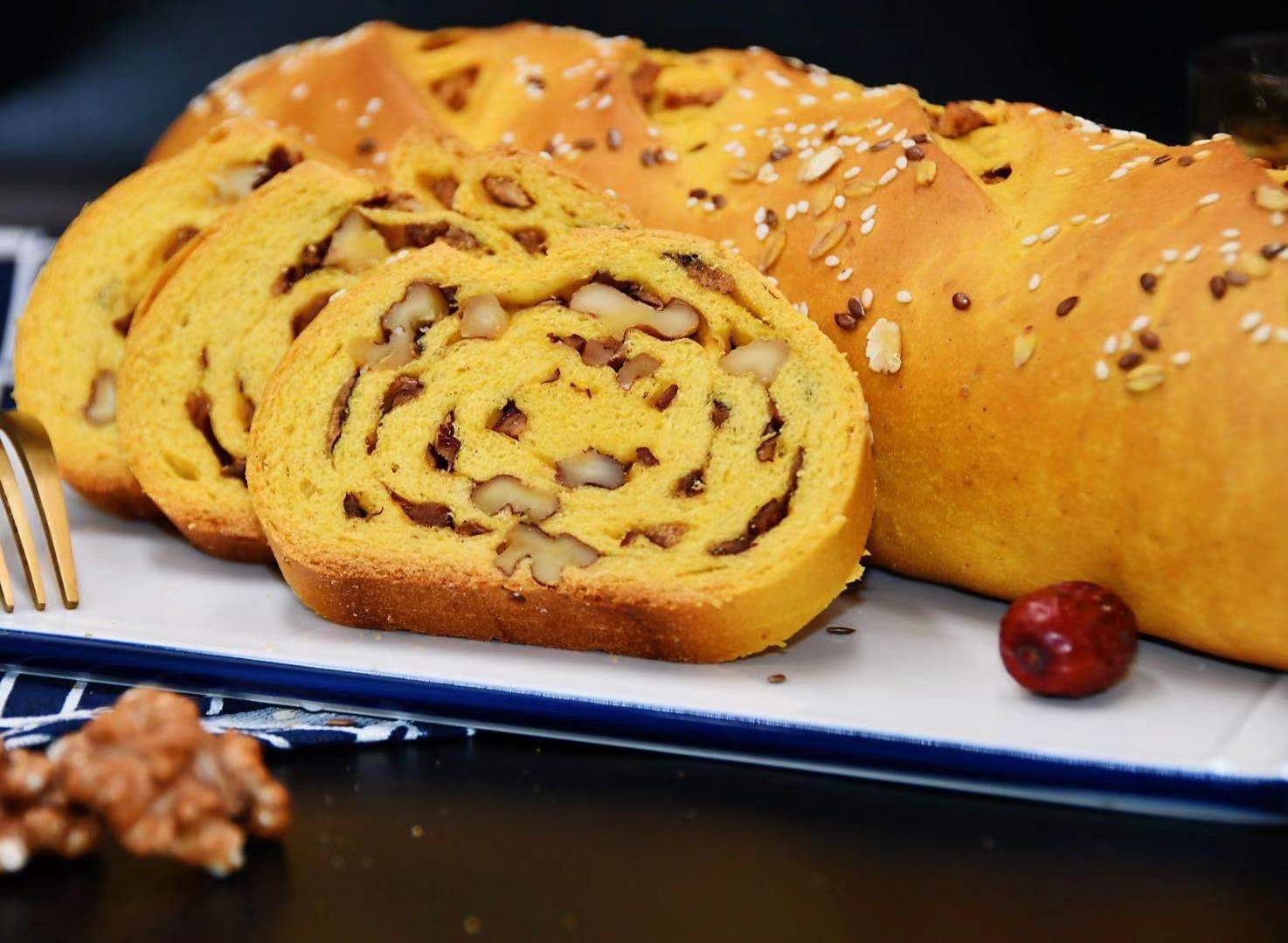 小米枸杞红枣列巴