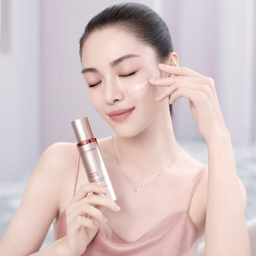 法国 Clarins娇韵诗 塑颜紧致提拉V脸精华 50/100ml 商品图3