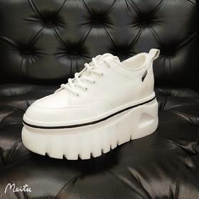 LFGJ.2260.真皮圆头厚底松糕小白鞋