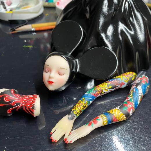 黑色童话-然女孩 商品图1