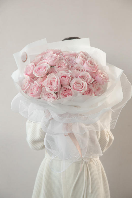 情人节<小白裙>粉玫瑰花束 商品图1