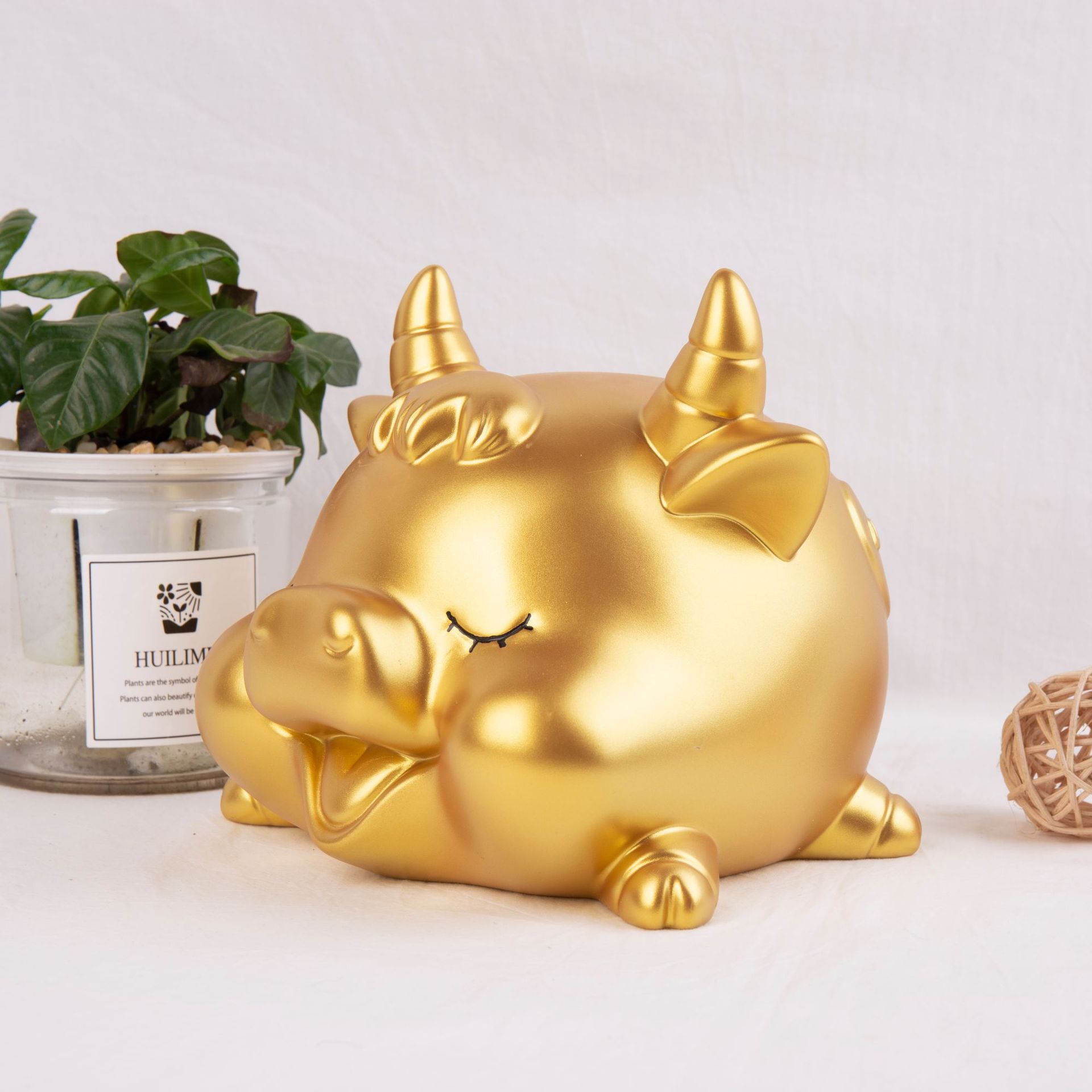 家居摆件牛年吉祥物金牛存钱罐创意礼品儿童玩具牛储蓄罐牛摆件