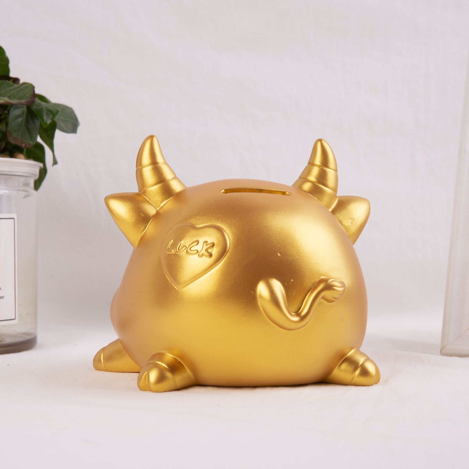 家居摆件牛年吉祥物金牛存钱罐创意礼品儿童玩具牛储蓄罐牛摆件