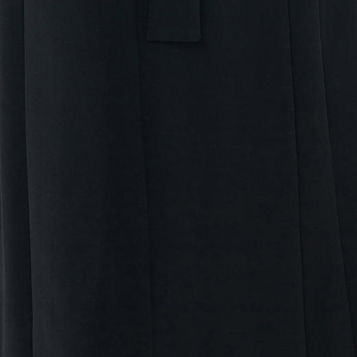 3D5606--漆黑色风衣--《秋装时尚系列》 商品图5