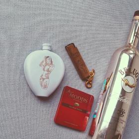 潮周边 - 威士忌酒壶