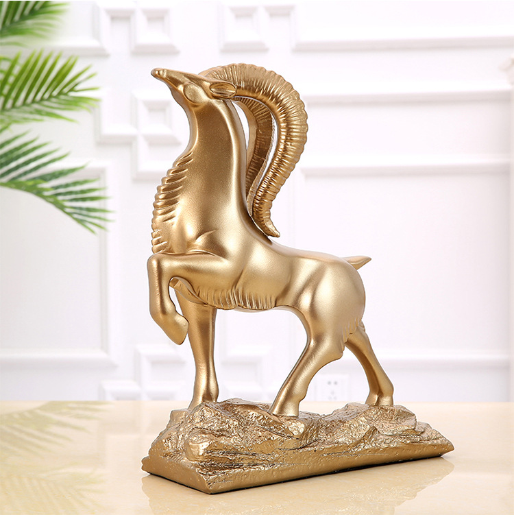 家居摆件北欧现代新中式创意领头羊摆件办公室桌家居饰品酒柜装饰品