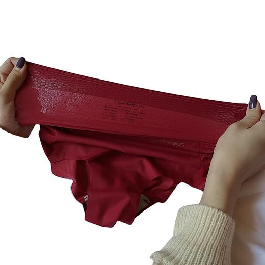 CalniKean限量版开运套装文胸女无痕无钢圈蕾丝拼接喜庆大红内衣 商品图4