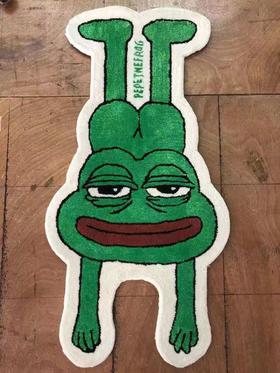 Pepe趴姿地毯