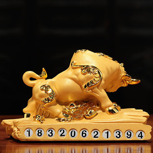 <有书独家>【家居摆件】创意牛摆件汽车用品招财纳福金牛牛气冲天装饰品树脂工艺品 商品图2