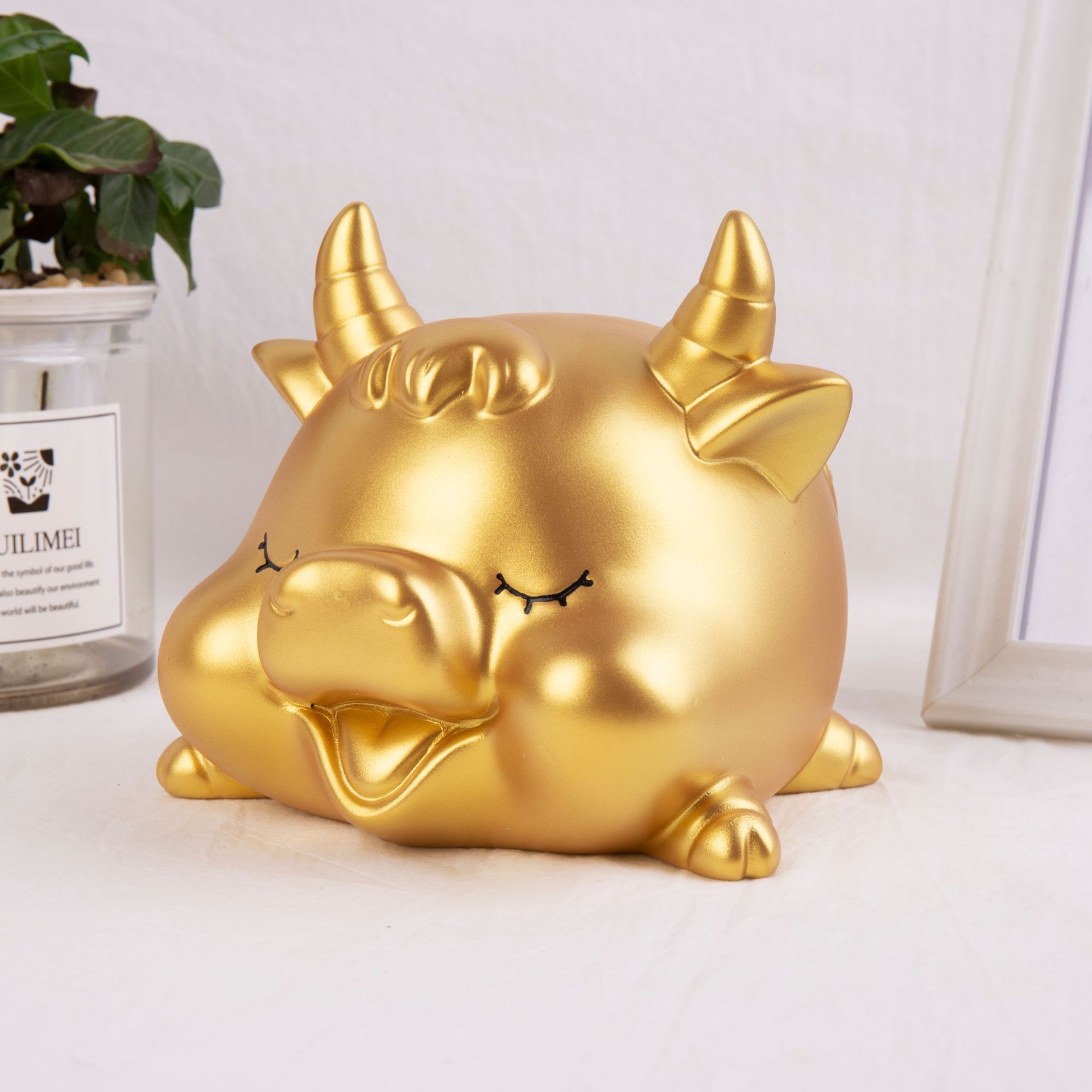 家居摆件牛年吉祥物金牛存钱罐创意礼品儿童玩具牛储蓄罐牛摆件