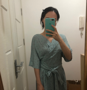 还没烫染，好文艺，很搭小白鞋~