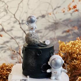 月球男孩 | nama甜品研究所