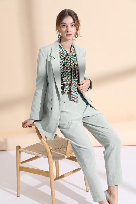 小众设计款腰带西服 商品图3