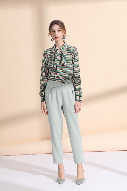 织带装饰拼接上衣（附飘带） 商品图0