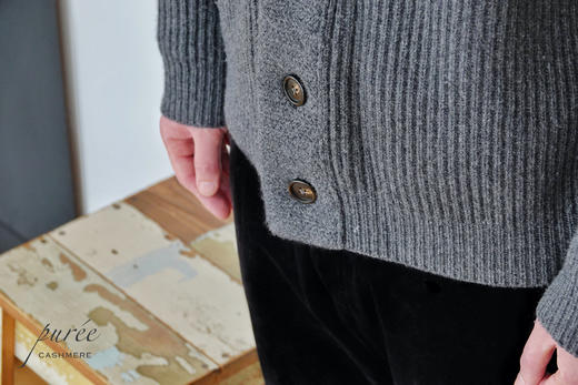 #1985 「BE GENTLE CARDIGAN 」 30% CASHMERE 70% WOOL 绅士青果领厚实开衫 商品图4