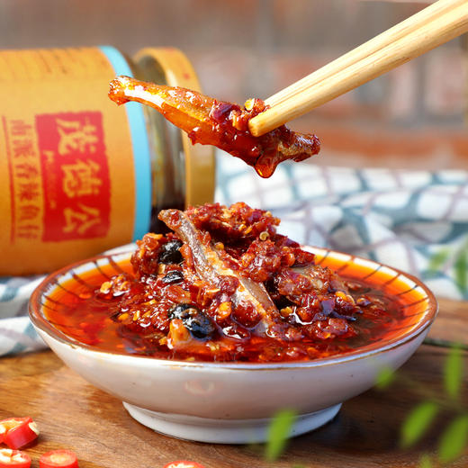 茂德公香辣鱼仔酱辣椒酱自制农家下饭菜蒜蓉酱拌饭面酱辣酱225g*2 商品图2