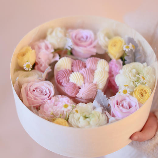 「粉色云朵」红豆白巧蛋糕花盒 商品图2