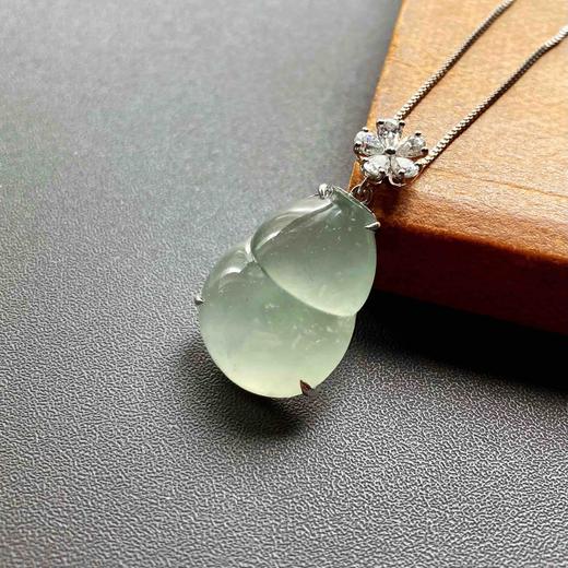 高冰种飘花厚庄翡翠大葫芦18k白金镶嵌 商品图0