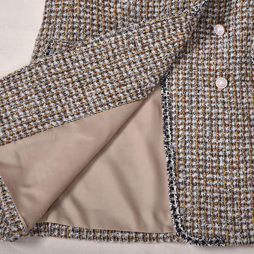 圣三利女装  气质优雅粗纺翻领珍珠扣无袖马甲SL121R23 商品图4