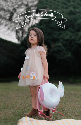  蓝孩上新｜小小艺术家，既要糖也要梦想，都有一只ZOYZOII书包 