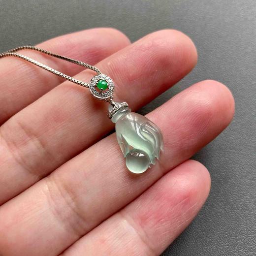 高冰种淡蓝水翡翠观音手掌上明珠18k白金钻石镶嵌 商品图6