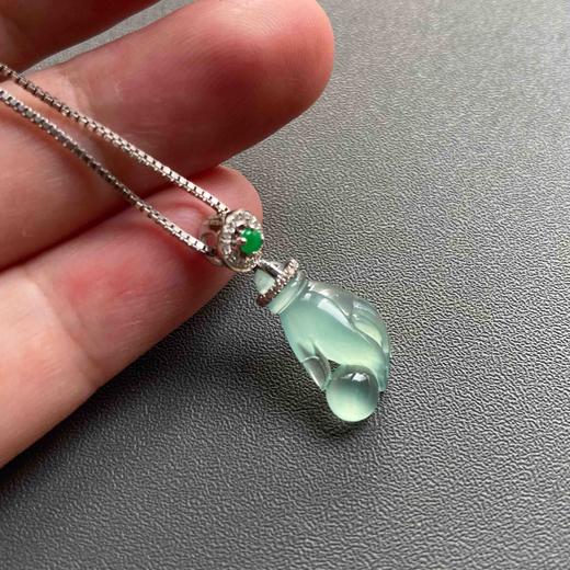 高冰种淡蓝水翡翠观音手掌上明珠18k白金钻石镶嵌 商品图7