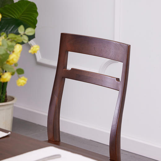 【现代实木风-NJT3203C03餐椅】现代实木/现代简约/餐厅/北美黑胡桃/实木餐椅 商品图1