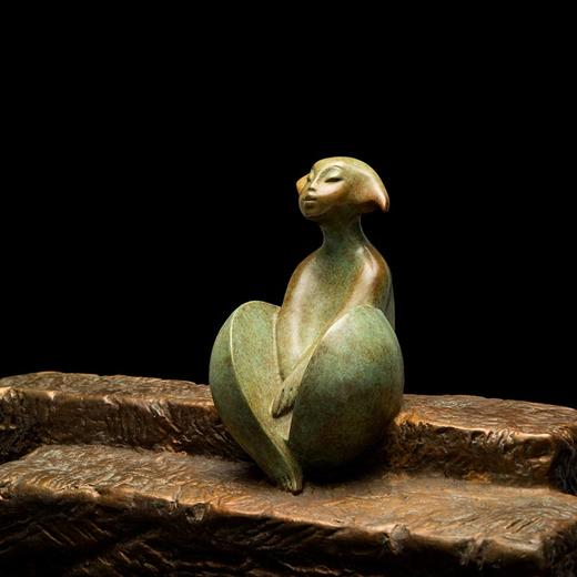 宇达青铜文化 限量99版  艺术品 《海上升明月》 作者：吴雅琳  长40cm 商品图4