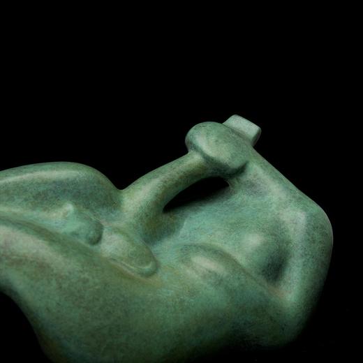 宇达青铜全铜摆件  何鄂作品《梦境》限量99件  艺术装饰摆件  长31cm 商品图4