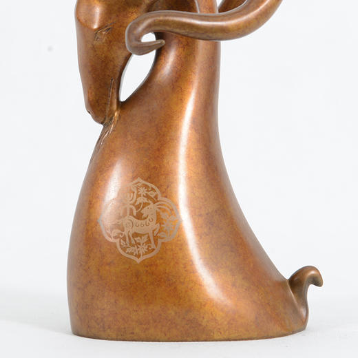 宇达青铜摆件 十二生肖羊《大美吉羊》创意  装饰  家居摆件  高32cm 商品图4