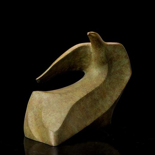 宇达青铜全铜摆件 司徒杰作品《鹰》限量99件 家居装饰艺术品摆件  高36cm 商品图3