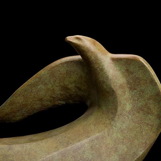 宇达青铜全铜摆件 司徒杰作品《鹰》限量99件 家居装饰艺术品摆件  高36cm 商品图4