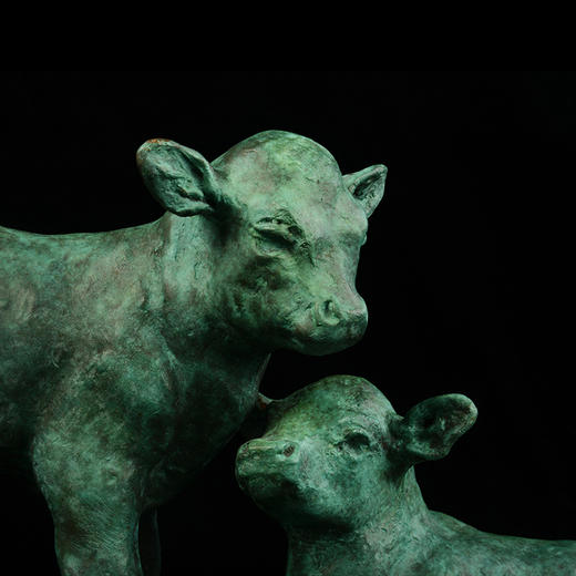 宇达青铜全铜摆件 秦璞作品《双犊情》限量99版 家居艺术装饰摆件  长49.5cm 商品图3