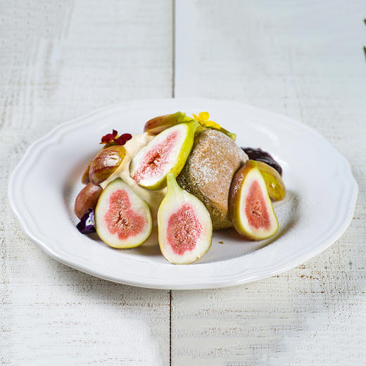 新鲜无花果抹茶松饼+美式咖啡 Fresh Blueberry Creamy Pancake + Americano 商品图0