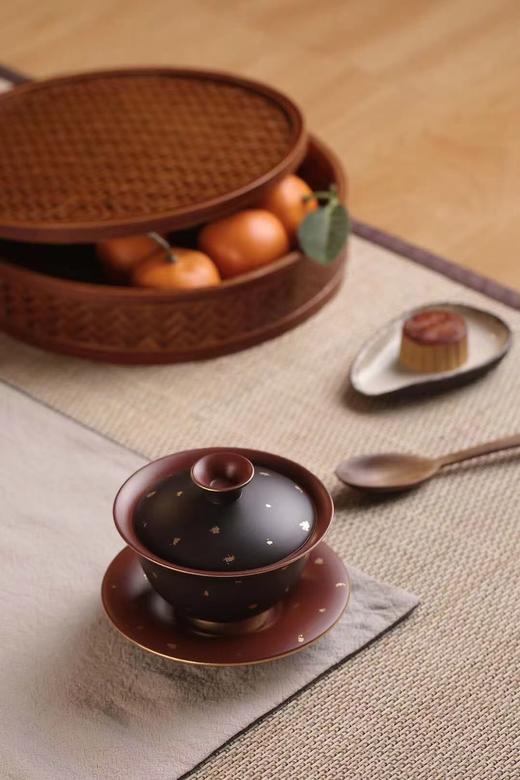 【周年庆】宜兴正宗原矿精品双色描金洒金紫砂盖碗  150cc 商品图0